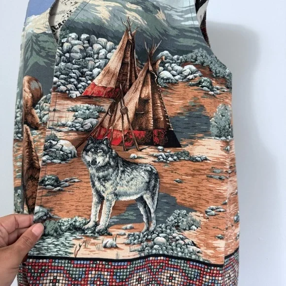 Vintage 80s Handmade Native American Themed Vest with Horse and Buffalo - Picture 4 of 7